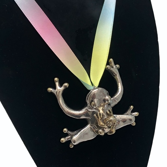 VINTAGE STERLING SILVER LEAP FROG PENDANT SMALL & BIG FROG - Picture 6 of 16